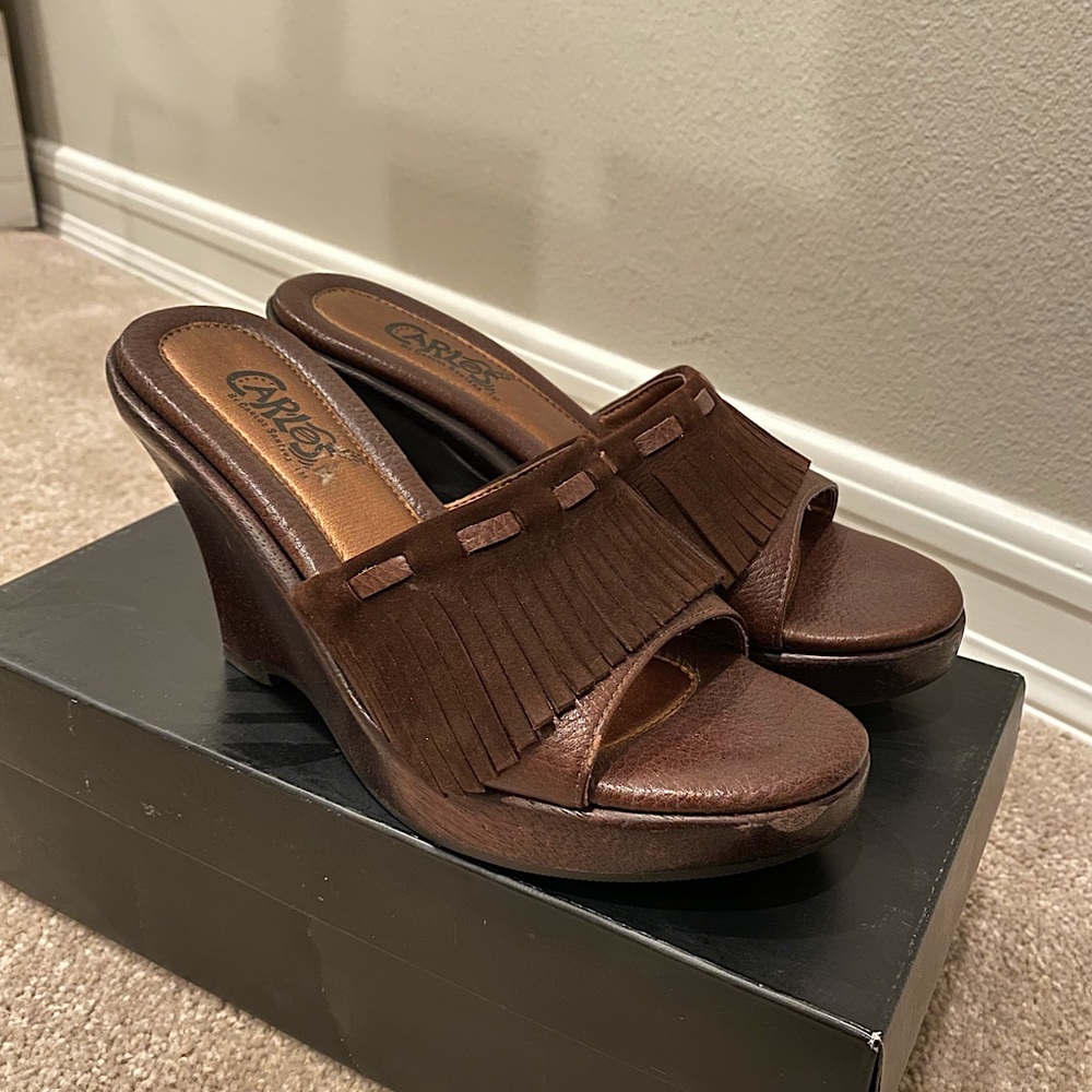 Carlos Santana wedge platforms